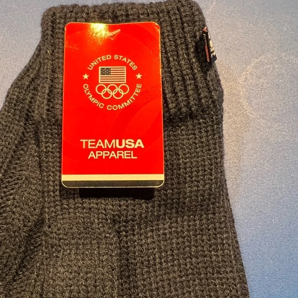 New Team USA Mittens GO USA Official Winter Olympics Navy Blue Gloves Cable Knit